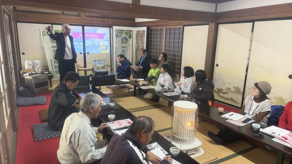 四国中央市民・土曜森林林業講座　仙龍寺での講演と和紙手漉き体験